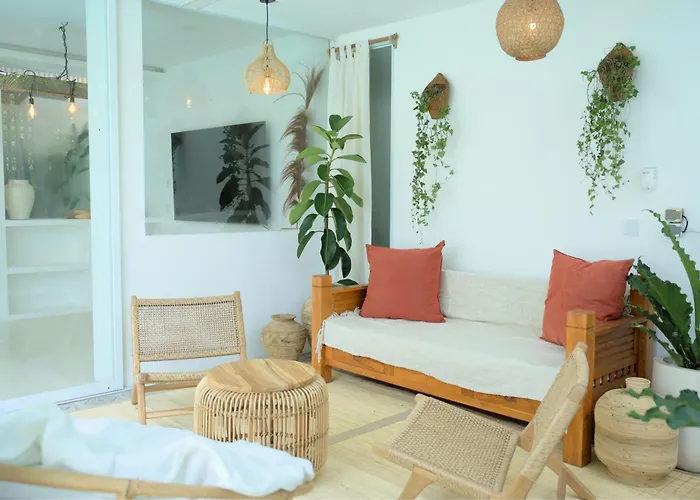 5br Private Pool - 1 Min - Daily Staff, Private Pool, Gym & Games